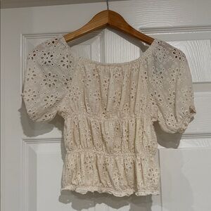 Jessica Simpson Cream Eyelet Cropped Peasant Top